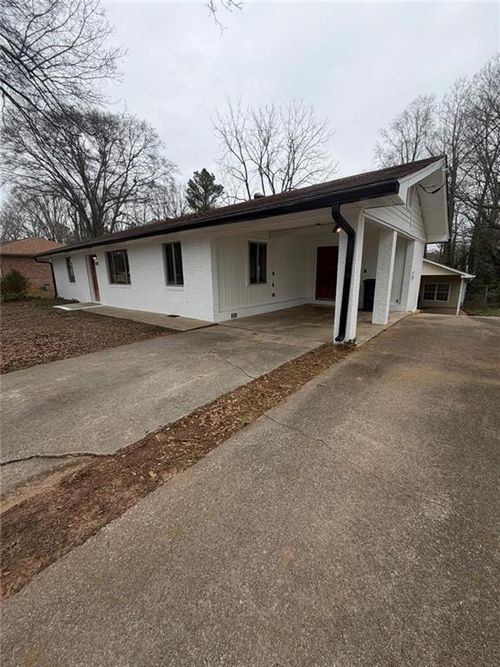 235 Tower Heights Rd, Gainesville, GA, 30501-3527 | Card Image