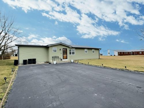 315 W Railroad St, Kentland, IN, 47951 | Card Image