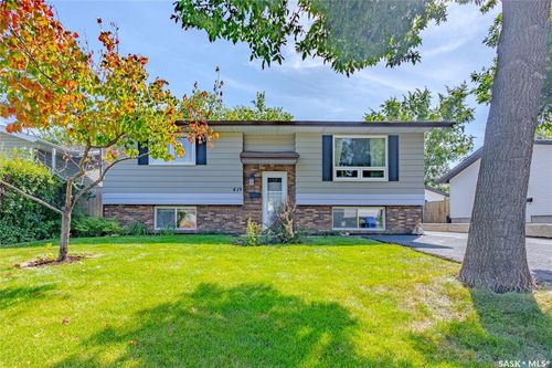 419 Streb Way, Saskatoon, SK, S7M4V2 | Card Image