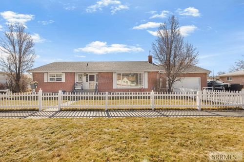 325 W 1st S, Rigby, ID, 83442-1319 | Card Image