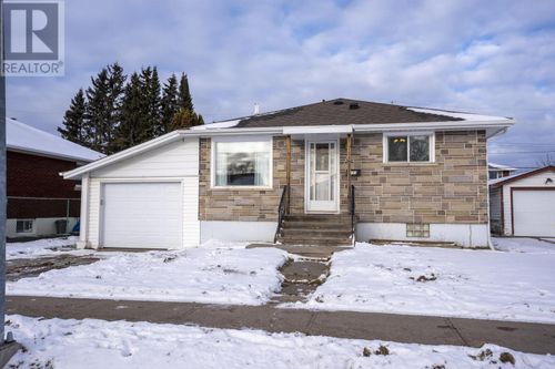 1731 Rankin St, Thunder Bay, ON, P7E5Z4 | Card Image