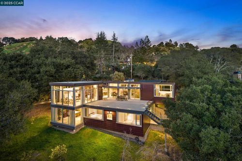 2 2 Crane Ct, Orinda, CA, 94563 | Card Image