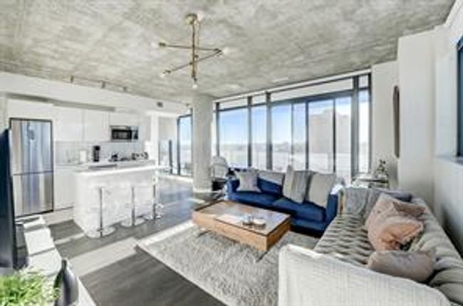 1502 - 1010 6 St Sw, Condo with 2 bedrooms, 2 bathrooms and 1 parking in Calgary AB | Image 5