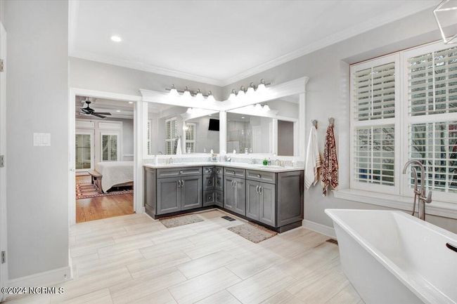 98 Wackena Point Rd, House other with 5 bedrooms, 5 bathrooms and 2 parking in Goldsboro NC | Image 56