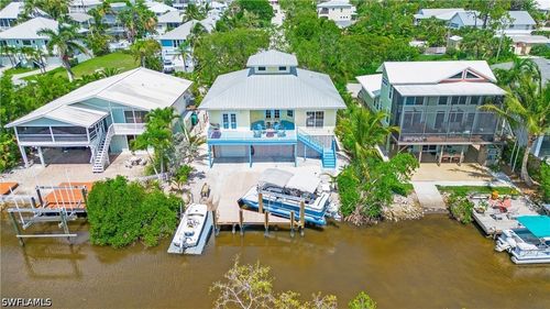 1296 Grand Canal Dr, NAPLES, FL, 34110-1506 | Card Image