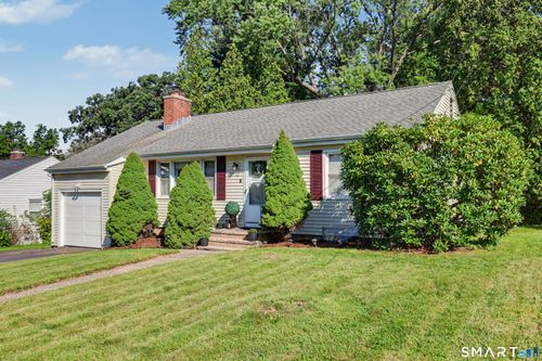 12 Hillview Ave, Hamden, CT, 06514-1814 | Card Image