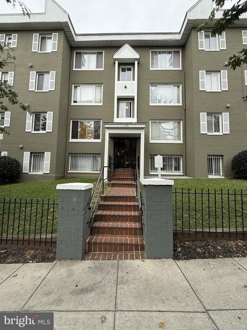 apt-t3-750 Barnaby St Se, WASHINGTON, DC, 20032-3548 | Card Image