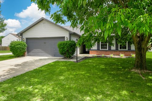 1855 Windy Hill Ln, Indianapolis, IN, 46239-7700 | Card Image