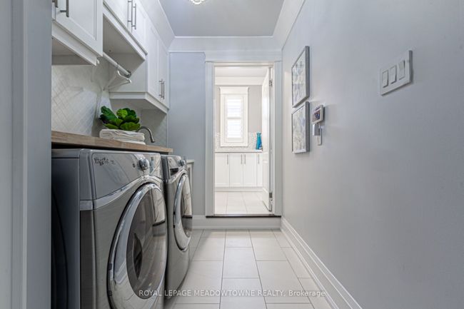 729 Wettlaufer Terr, House other with 5 bedrooms, 4 bathrooms and 2 parking in Milton ON | Image 18