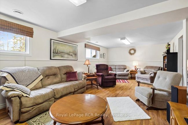 371 4 Th Ave, House other with 4 bedrooms, 2 bathrooms and 6 parking in Hanover ON | Image 20