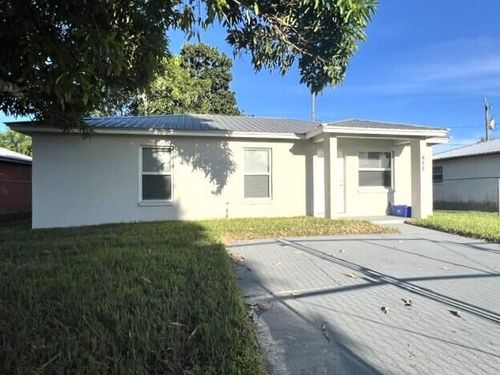 488 E Jordan Blvd, Pahokee, FL, 33476-1229 | Card Image