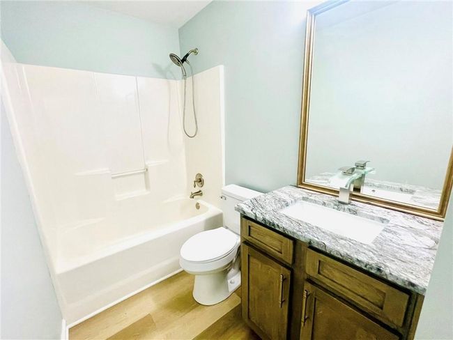 7675 Lanier View Rdg, House other with 3 bedrooms, 2 bathrooms and 2 parking in Cumming GA | Image 41