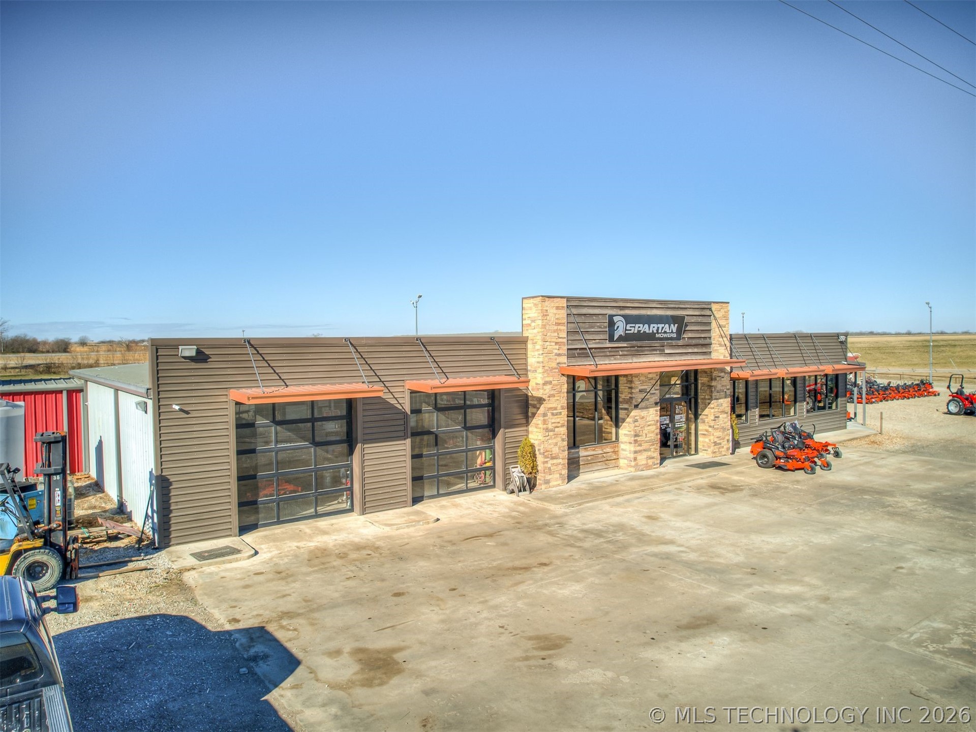 Commercial Sale in Checotah 4