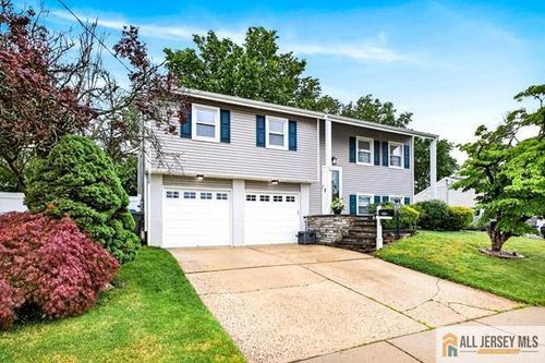 16 10th Ave, Monroe, NJ, 08831-8777 | Card Image