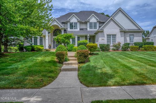 26245 Seminary Rd, Perrysburg, OH, 43551-6211 | Card Image