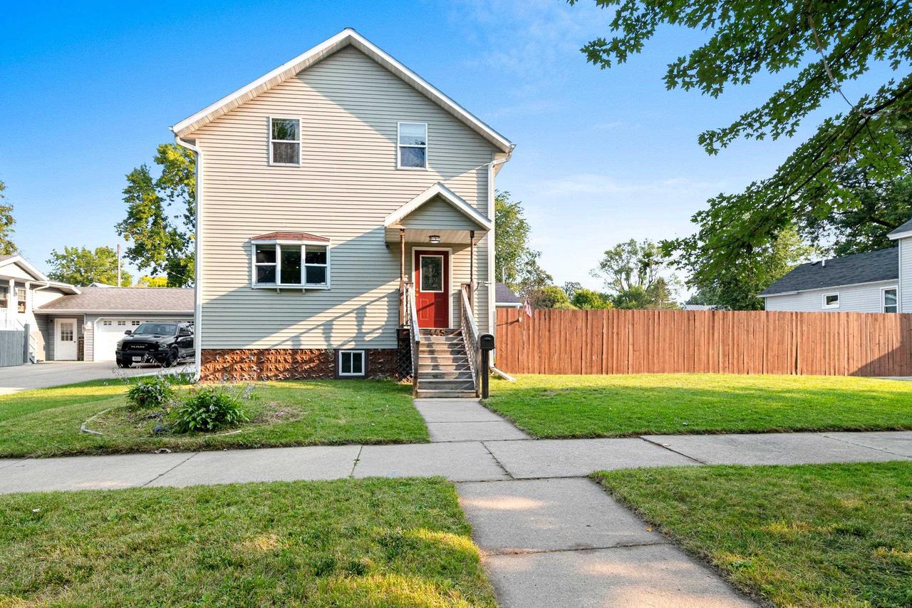 Congress St, Oconto, WI 54153