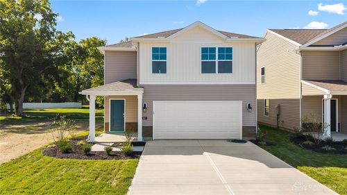 987 N South St, Wilmington, OH, 45177-1364 | Card Image