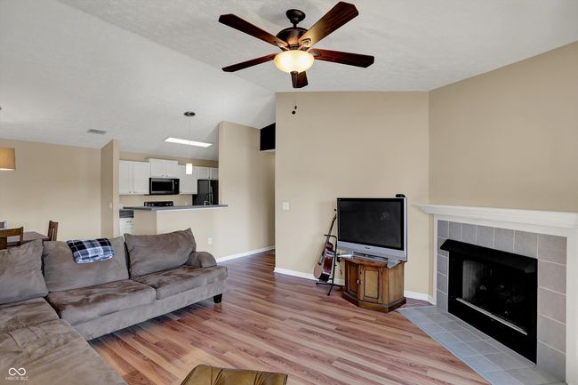 APT-205 - 12588 Tennyson Ln, Condo with 2 bedrooms, 2 bathrooms and null parking in Carmel IN | Image 12