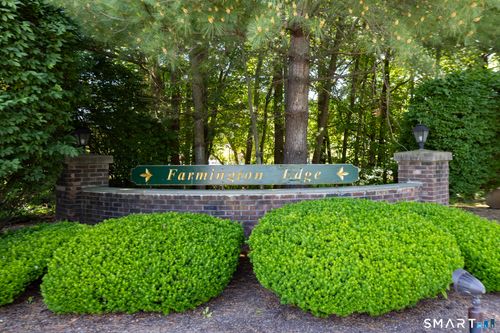 111-111 Songbird Lane, Farmington, CT, 06032 | Card Image