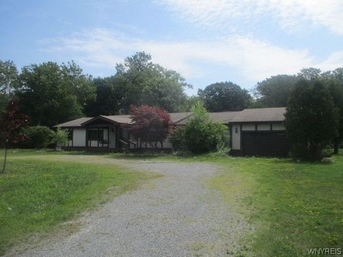 5301 W Lake Road, Pomfret, NY, 14048 | Card Image