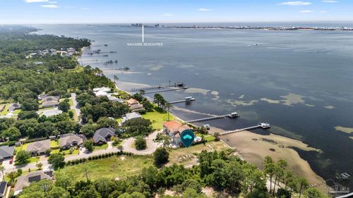 1709 Brooke Beach Dr, Navarre, FL, 32566-7427 | Card Image