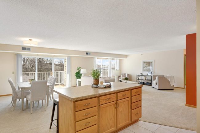 Breakfast bar | Image 8