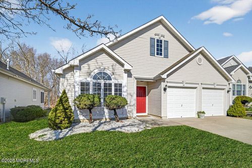 39 Spyglass Dr, Jackson, NJ, 08527-4011 | Card Image