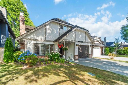 10520 Yarmish Dr, Richmond, BC, V7E5E7 | Card Image