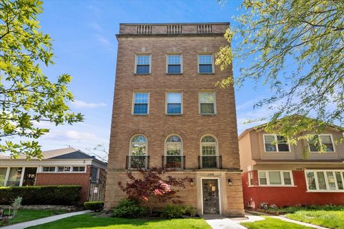 1-1414 Dobson St, Evanston, IL, 60202-4812 | Card Image
