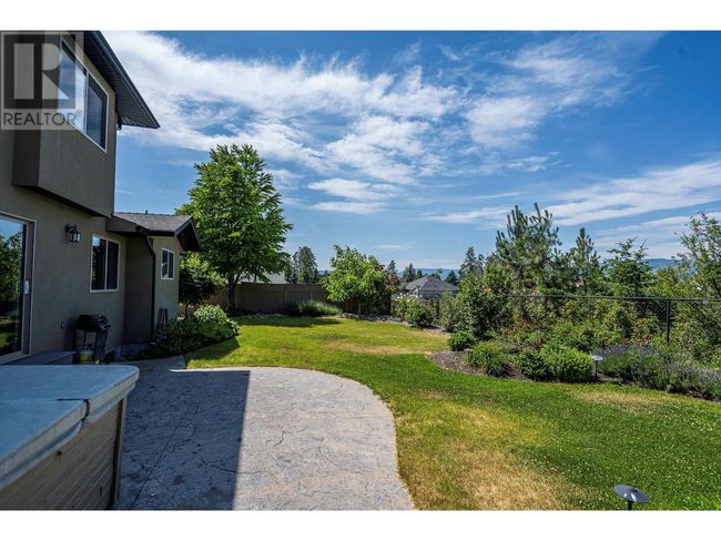524 Curlew Dr, House other with 6 bedrooms, 4 bathrooms and 2 parking in Kelowna BC | Image 37