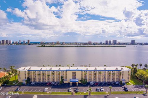 209-3131 S Ridgewood Ave, South Daytona, FL, 32119-3594 | Card Image