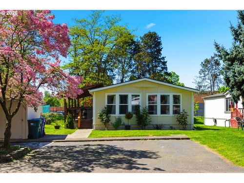 2250 N Broughton Dr, Portland, OR, 97217-8269 | Card Image
