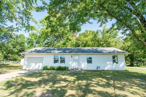 120 Willa Ln, Windsor, MO, 65360-2109 | Card Image
