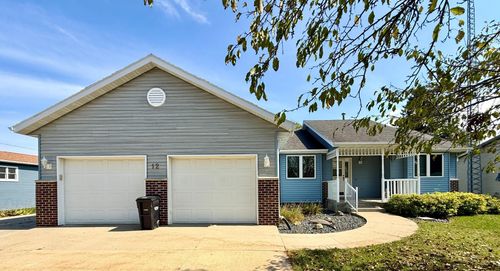 12 Pine Ave Se, Racine, MN, 55967-8831 | Card Image