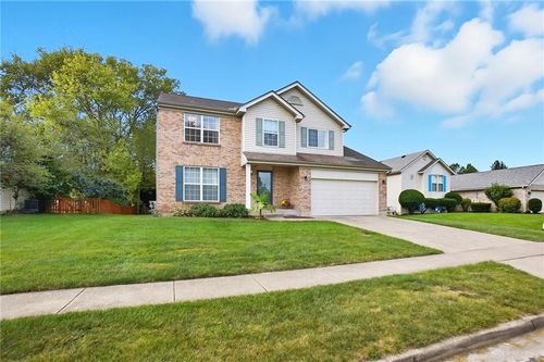 1384 Lamplighter Ln, Fairborn, OH, 45324-8520 | Card Image