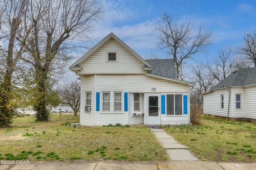 1321 Nelson St, Webb City, MO, 64870-1656 | Card Image