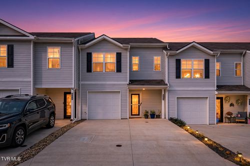 921-921 Lola Lane, Kingsport, TN, 37663 | Card Image