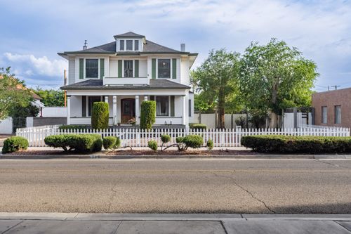 908 Tijeras Ave Nw, Albuquerque, NM, 87102-2916 | Card Image
