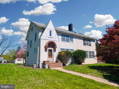 504 S 4th St, PERKASIE, PA, 18944-1050 | Card Image