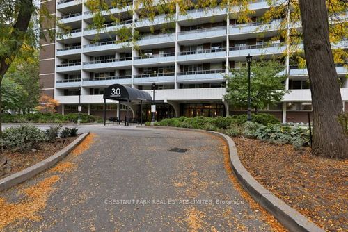 1912-30 Gloucester St, Toronto, ON, M4Y1L6 | Card Image