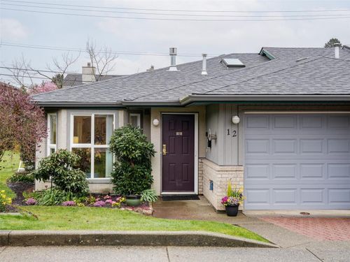 12-1473 Garnet Rd, Saanich, BC, V8P5X9 | Card Image
