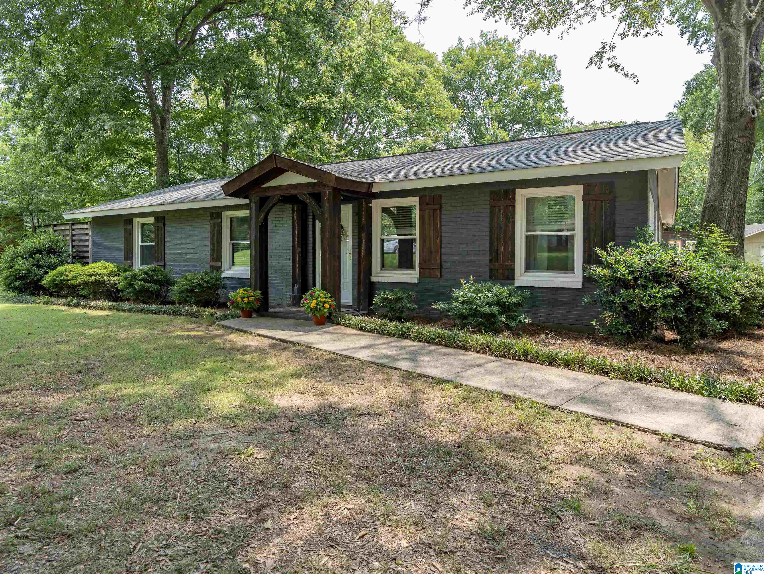 Residential in VESTAVIA HILLS 2