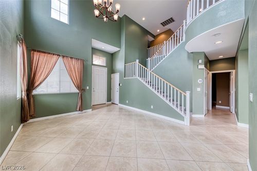 6342 Heather Creek Pl, Las Vegas, NV, 89122-3651 | Card Image