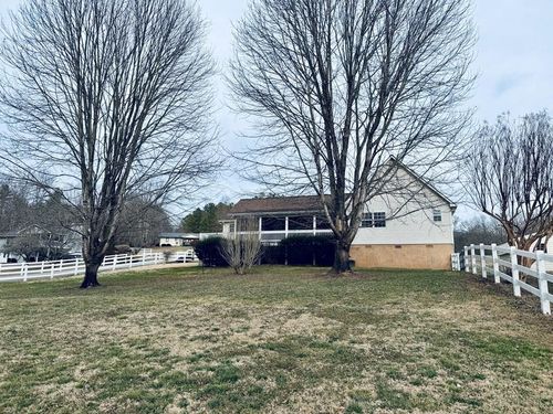 20 Deerbrook Cir, Hayesville, NC, 28904-4685 | Card Image