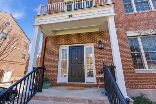 14 Gable Walk, Livingston, NJ, 07039-6231 | Card Image