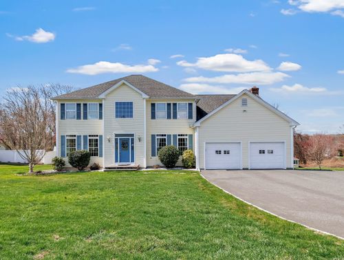 71 Old Dairy Ln, Shelton, CT, 06484-2170 | Card Image