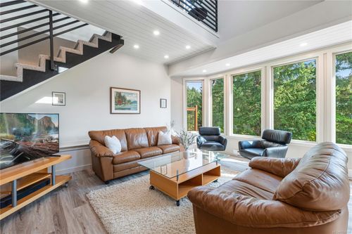 3132 Robin Hood Dr, Nanaimo, BC, V9T1P1 | Card Image