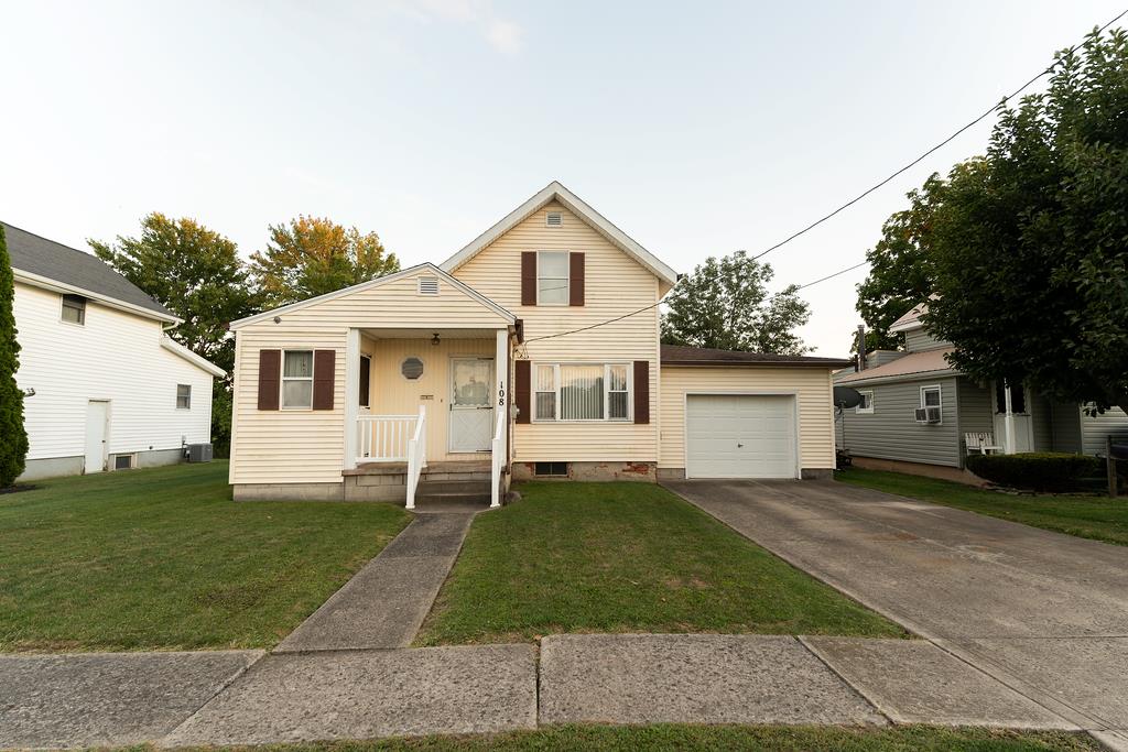 Park Dr, Shelby, OH 44875