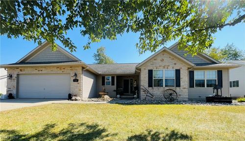 713 Dale Ave Nw, Strasburg, OH, 44680-9736 | Card Image