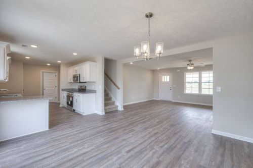 6 Laurel View St, Manchester, TN, 37355-4413 | Card Image